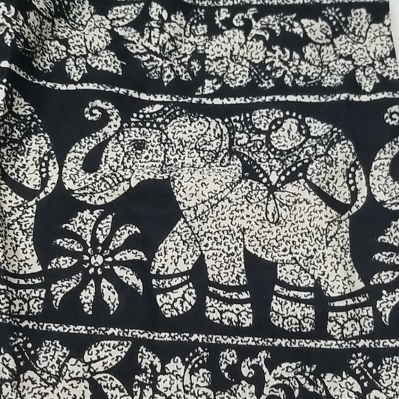 Pants - Picture 3 of 4